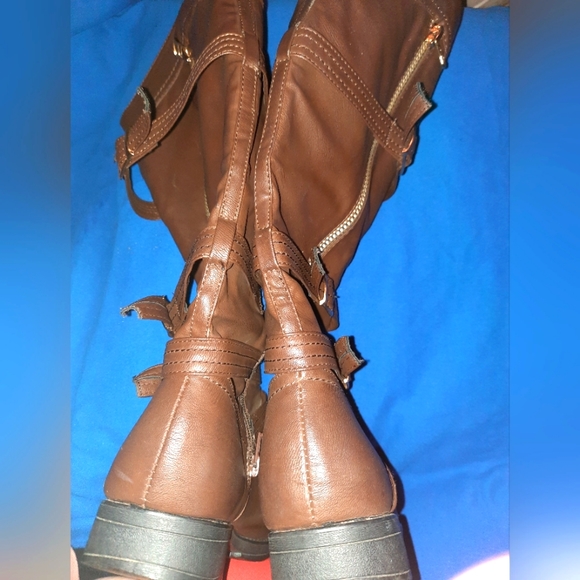 Rue21 Etc! Boot M(7/8) - Picture 4 of 11